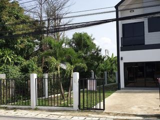 For sale 2 bedrooms house in San Kamphaeng, Chiang Mai