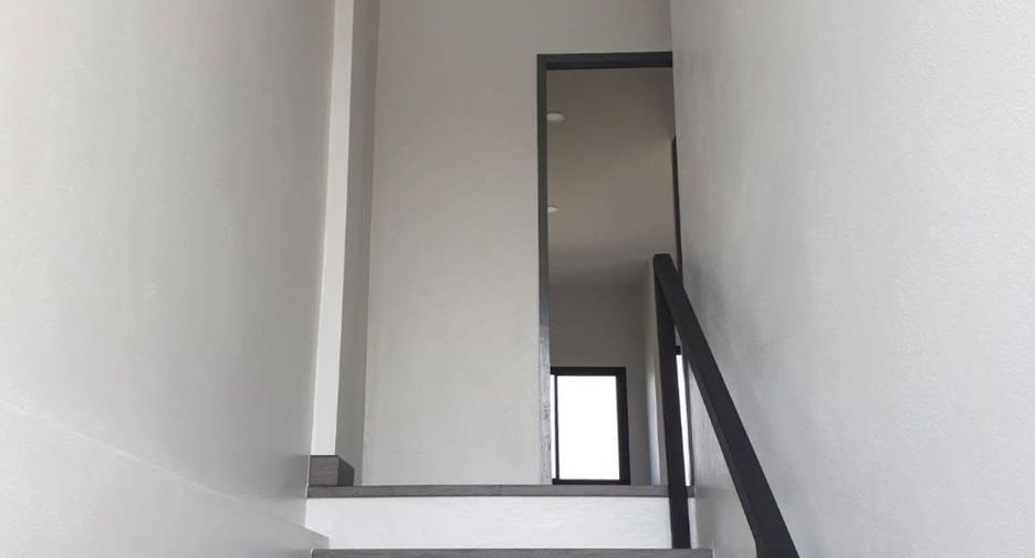 For sale 2 bedrooms house in San Kamphaeng, Chiang Mai