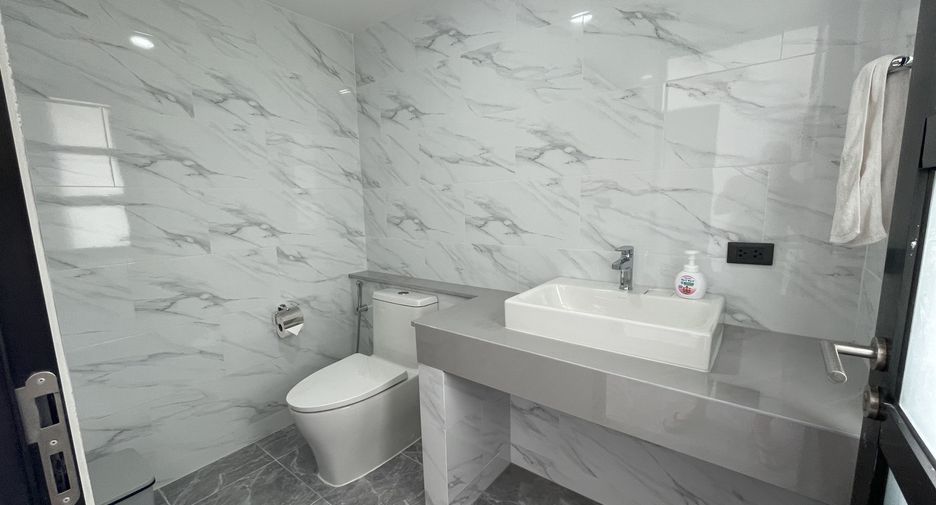 Продажа и аренда 3 спальни кондо в Катху, Пхукет