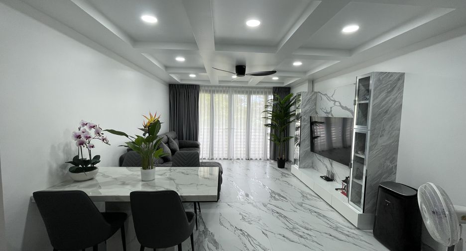 Продажа и аренда 3 спальни кондо в Катху, Пхукет