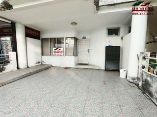 Продажа 3 спальни таунхаус в Mueang Samut Prakan, Самутпракан