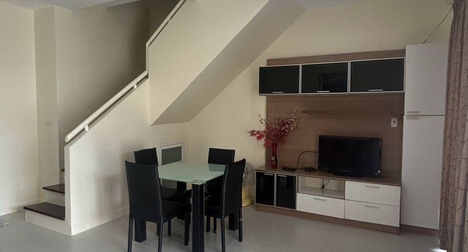 For rent 2 ベッドルーム townhouse in Hua Hin, Prachuap Khiri Khan
