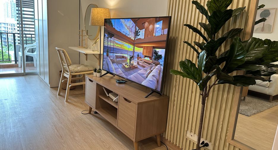 For sale studio condo in Phra Khanong, Bangkok