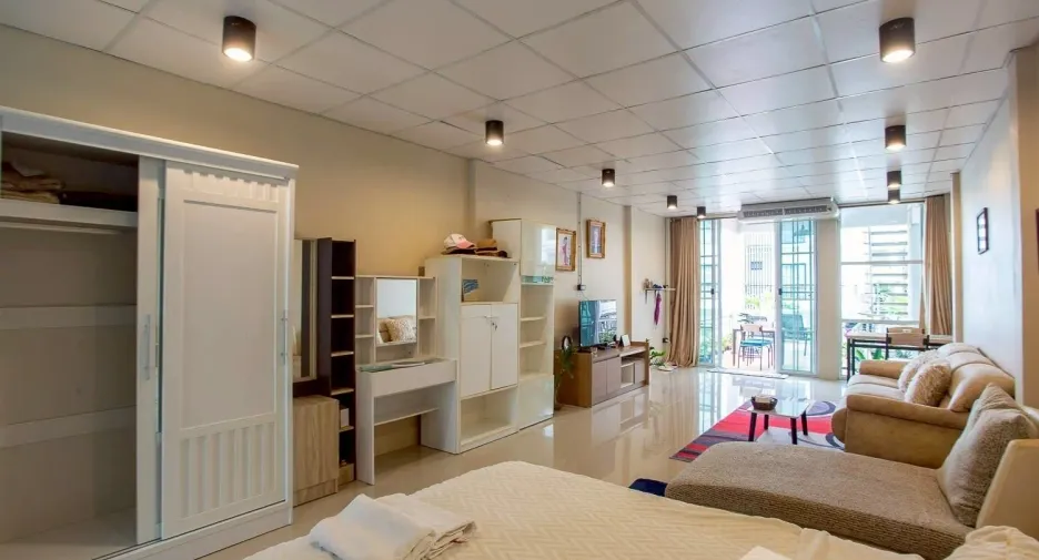 For rent studio townhouse in Hua Hin, Prachuap Khiri Khan
