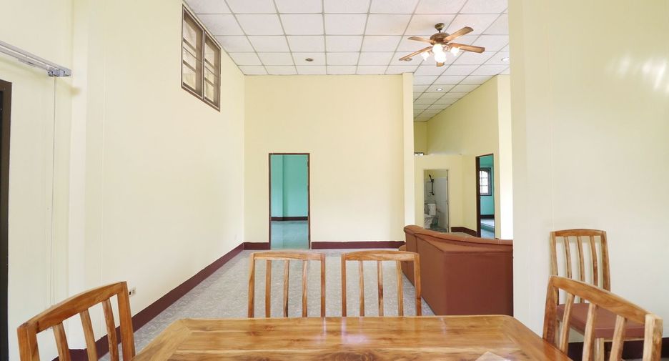 For sale 6 bedrooms house in Mueang Kalasin, Kalasin