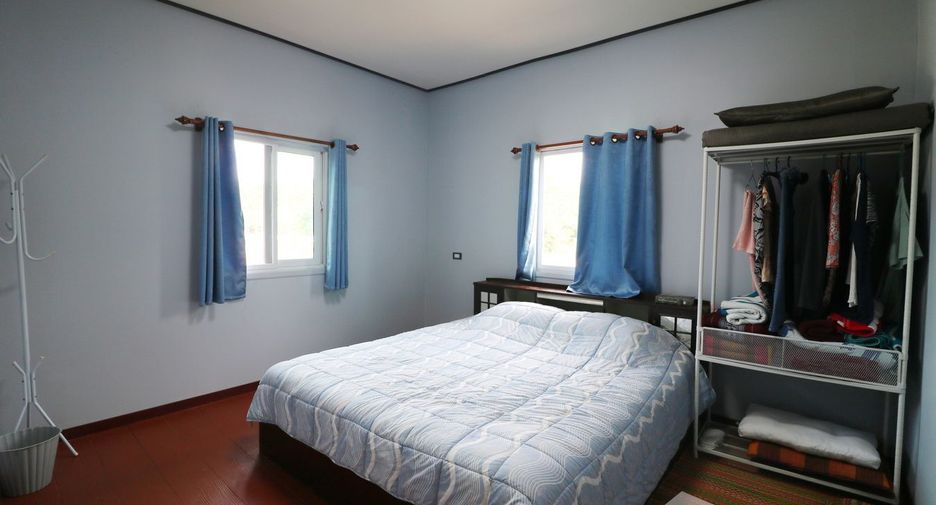 For sale 6 bedrooms house in Mueang Kalasin, Kalasin