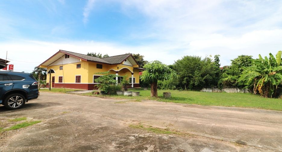 For sale 6 bedrooms house in Mueang Kalasin, Kalasin