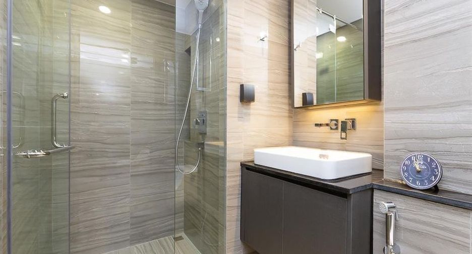 For sale and for rent 3 bedrooms condo in Pathum Wan, Bangkok
