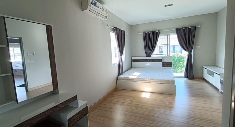For rent 3 bedrooms house in San Sai, Chiang Mai