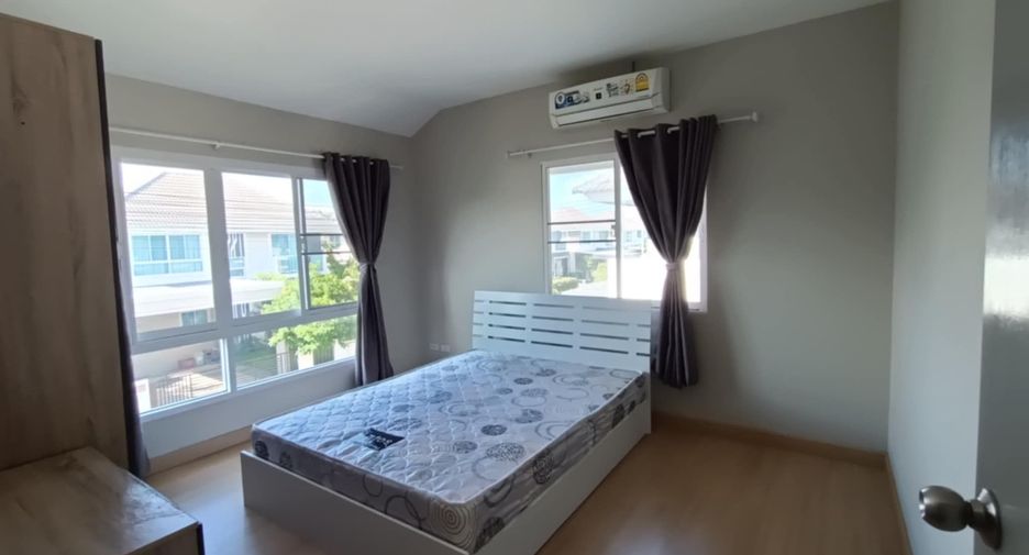 For rent 3 bedrooms house in San Sai, Chiang Mai