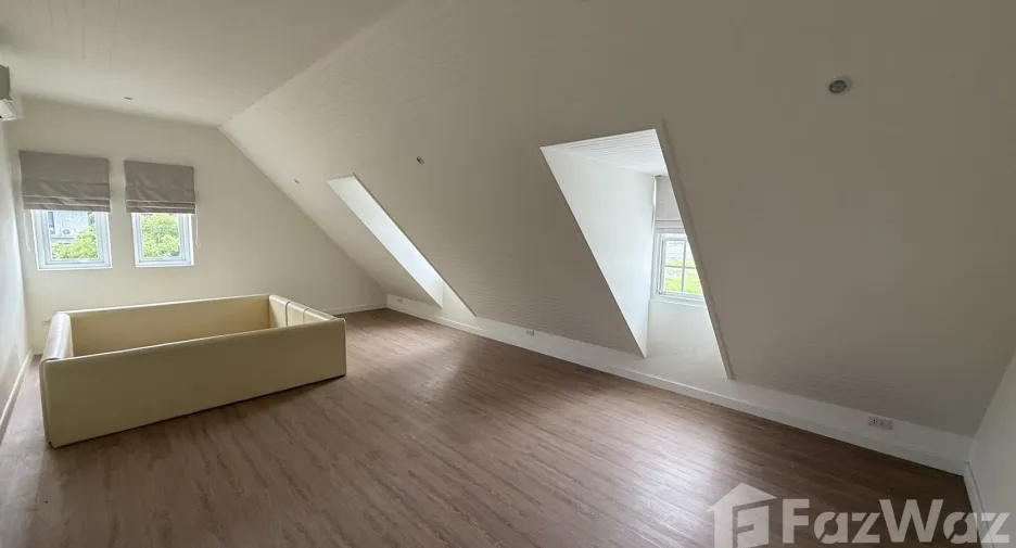 For sale 3 bedrooms house in Mueang Chiang Mai, Chiang Mai