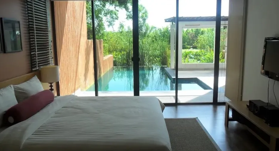 For sale 2 bedrooms condo in Cha Am, Phetchaburi