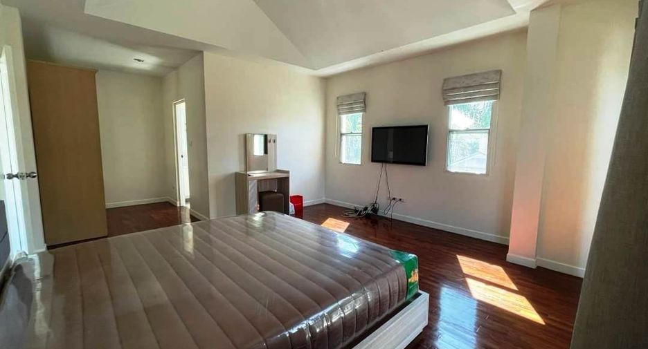 For sale 3 bedrooms house in Prawet, Bangkok