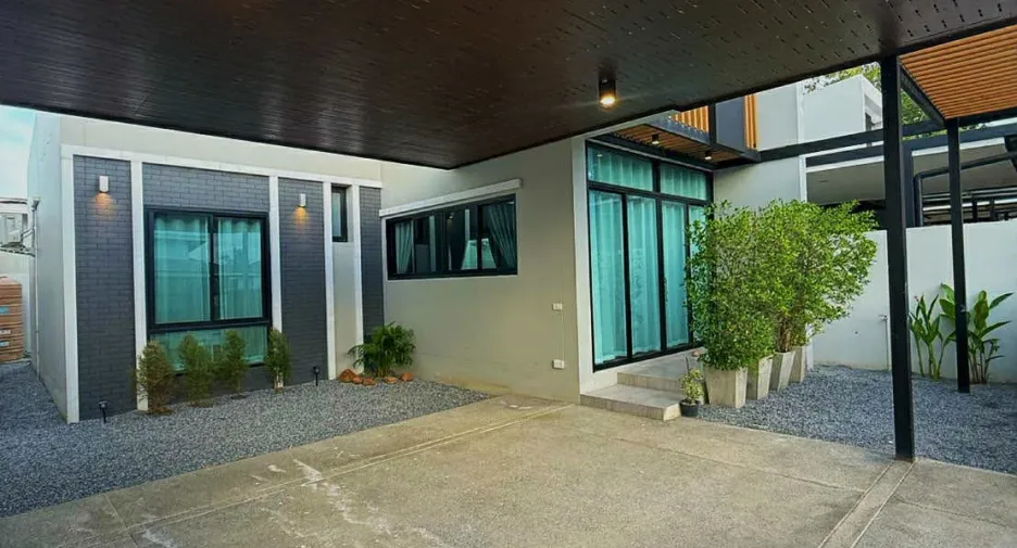 For rent 2 bedrooms house in Saraphi, Chiang Mai