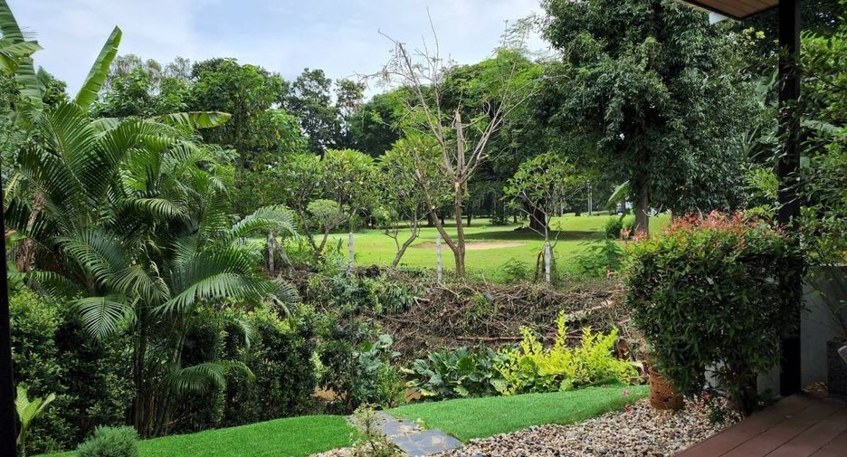 For sale 3 bedrooms house in Mueang Chiang Mai, Chiang Mai