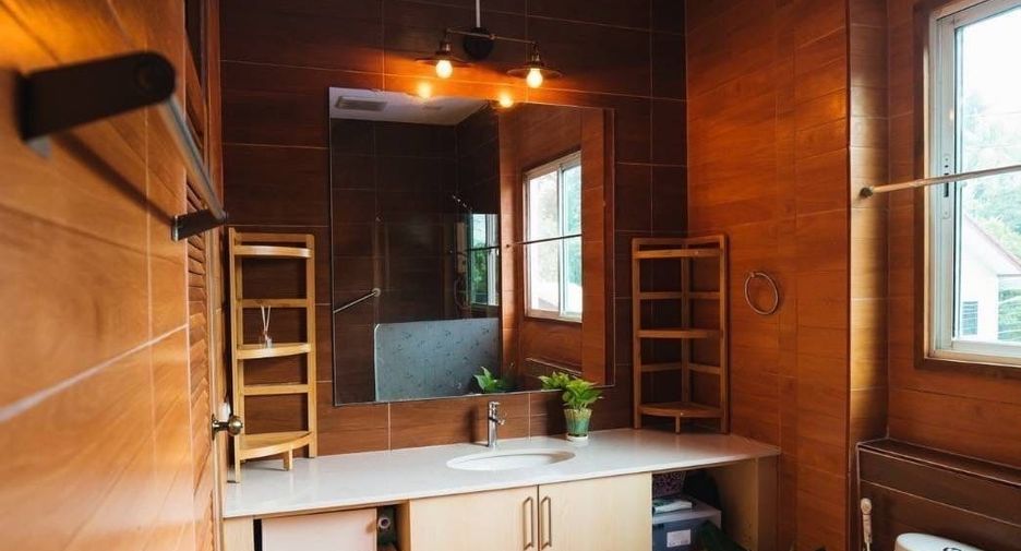For sale 3 bedrooms house in Mueang Chiang Mai, Chiang Mai