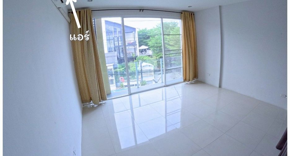 ให้เช่า 3 ห้องนอน ทาวน์เฮ้าส์ ใน เมืองเชียงใหม่, เชียงใหม่