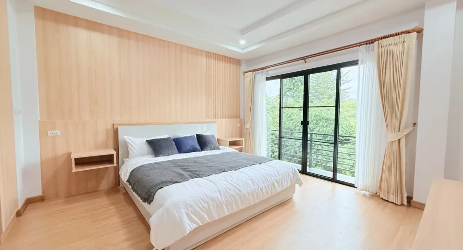 À vendre et à louer 5 chambres maison à Mueang Chiang Mai, Chiang Mai
