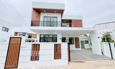 À vendre et à louer 5 chambres maison à Mueang Chiang Mai, Chiang Mai
