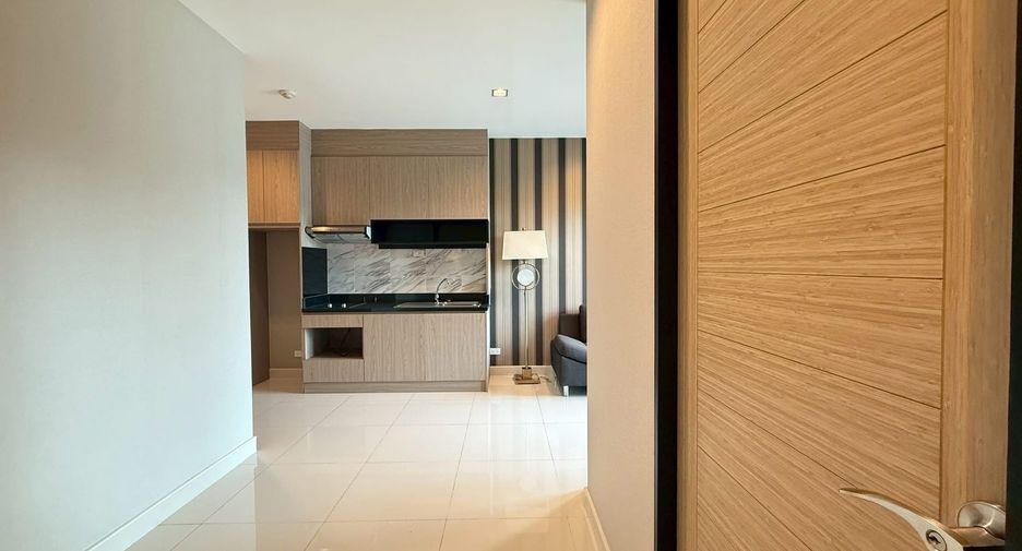 For rent 2 bedrooms condo in Mueang Chiang Mai, Chiang Mai
