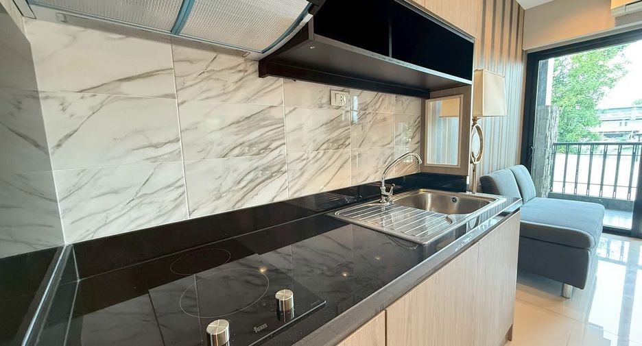 For rent 2 bedrooms condo in Mueang Chiang Mai, Chiang Mai