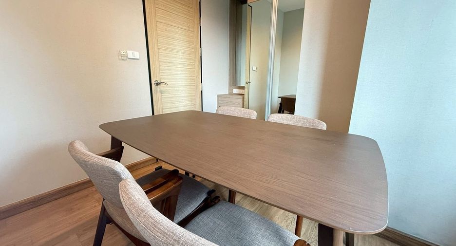 Condo en alquiler de 2 habitaciones en Mueang Chiang Mai, Chiang Mai
