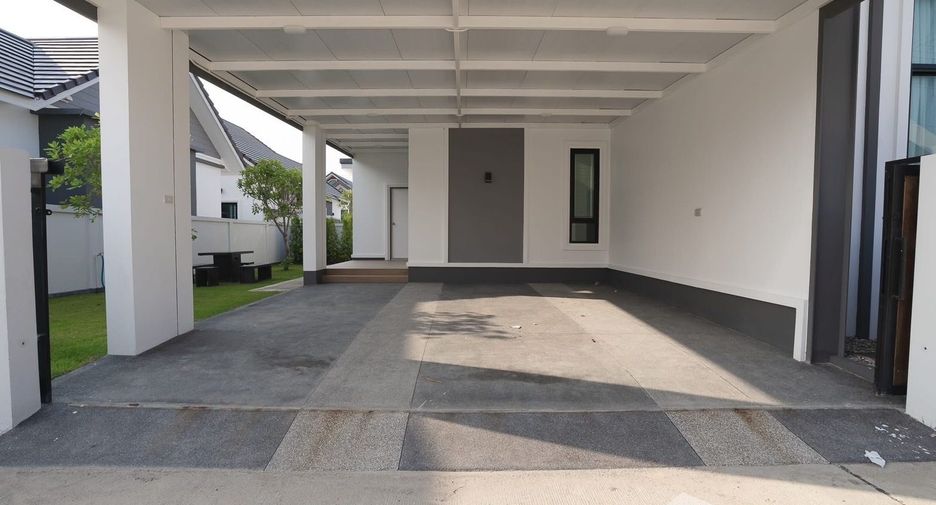 For rent 3 bedrooms house in Mueang Chiang Mai, Chiang Mai