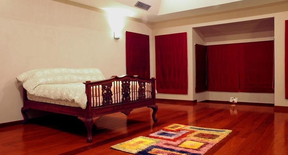 For rent 6 bedrooms villa in Mae Rim, Chiang Mai