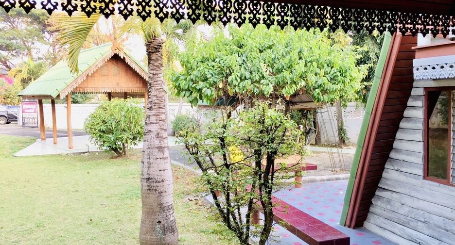 For sale 3 bedrooms house in Saraphi, Chiang Mai
