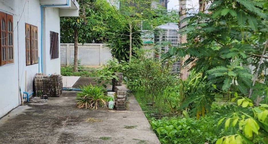 Продажа 4 спальни дом в Mueang Chiang Mai, Чианг Маи