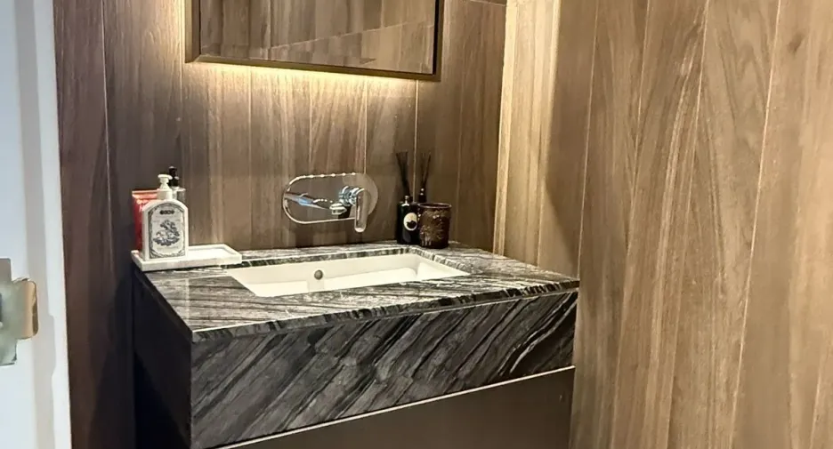 Продажа 6 спальни кондо в Патхум Щан, Бангкок
