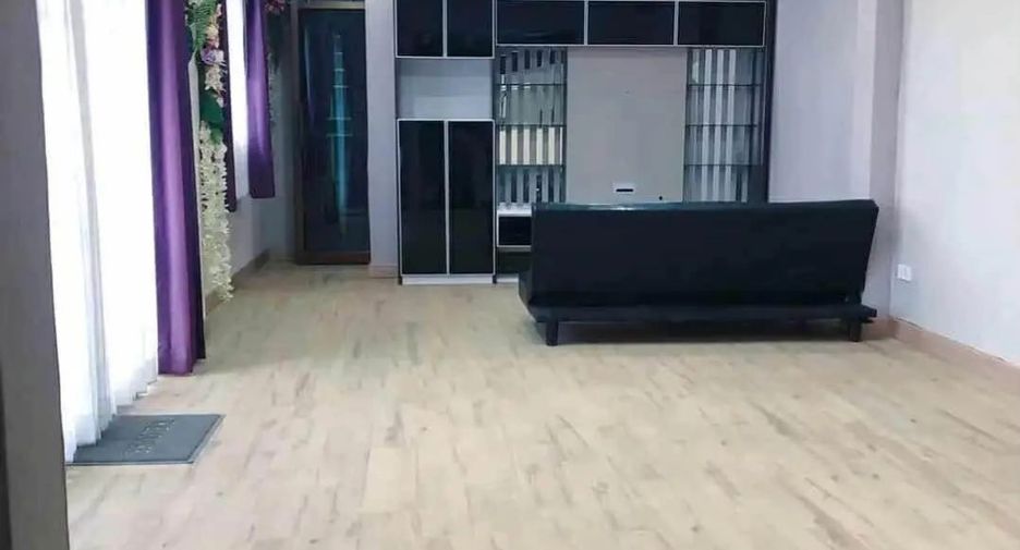 For rent 4 bedrooms house in San Sai, Chiang Mai