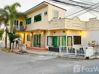 For Rent 4 Bedroom House In San Sai, Chiang Mai