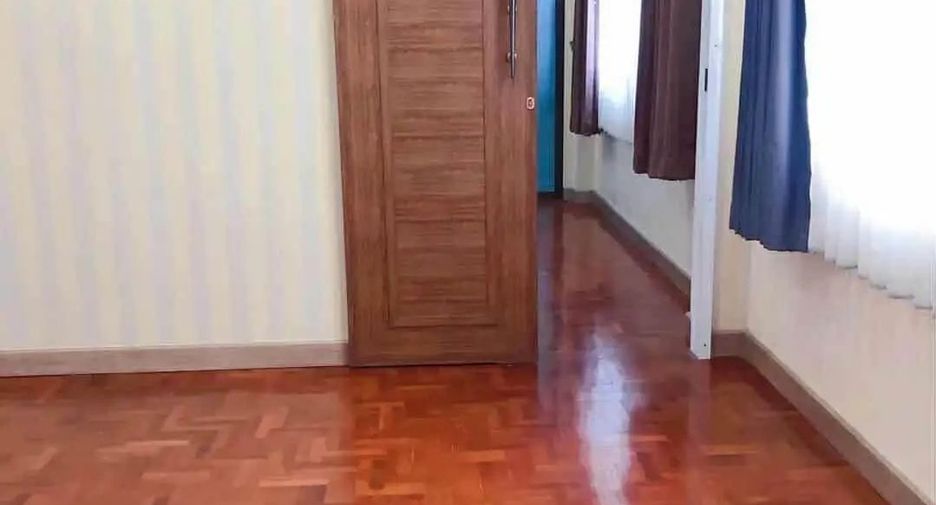 For rent 4 bedrooms house in San Sai, Chiang Mai