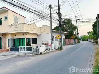 À louer 4 chambres maison à San Sai, Chiang Mai