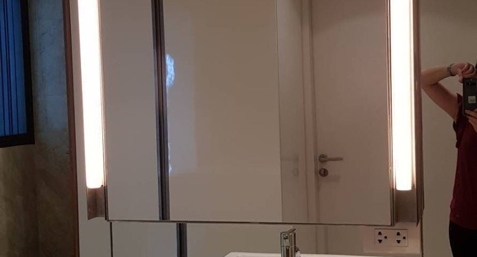 For sale 4 bedrooms condo in Sathon, Bangkok
