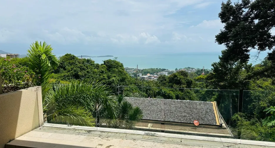 For rent 2 bedrooms townhouse in Ko Samui, Surat Thani