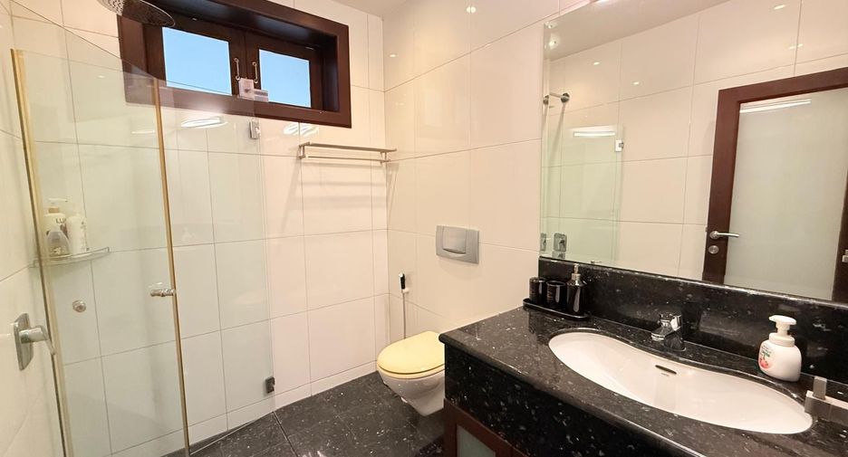 À vendre 5 chambres villa à Hua Hin, Prachuap Khiri Khan