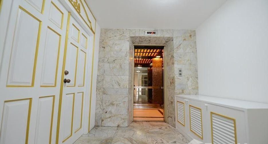 For sale and for rent 3 bedrooms condo in Watthana, Bangkok