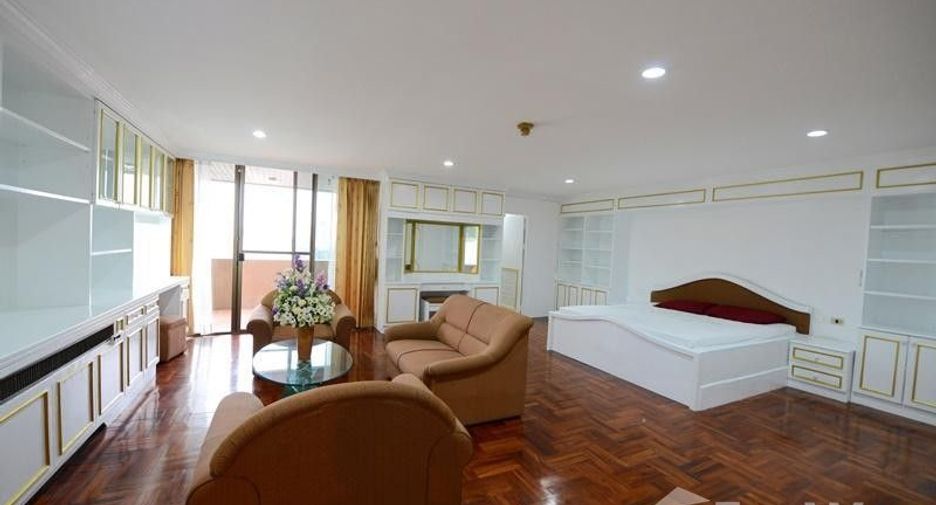 For sale and for rent 3 bedrooms condo in Watthana, Bangkok