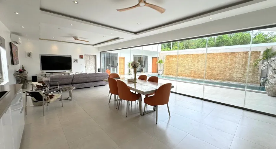 À vendre 4 chambres villa à Ko Samui, Surat Thani