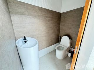 À vendre 4 chambres villa à Ko Samui, Surat Thani