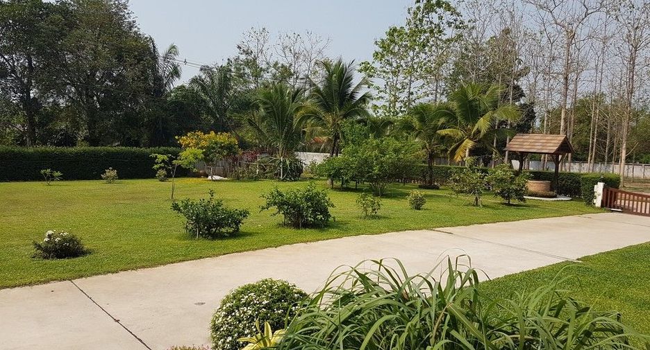 Villa en venta de 5 habitaciones en San Sai, Chiang Mai