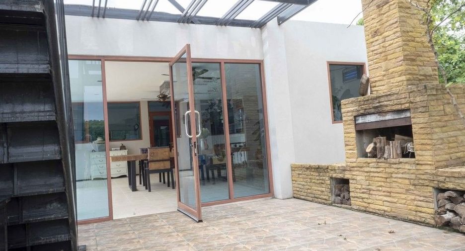 Villa en venta de 5 habitaciones en San Sai, Chiang Mai