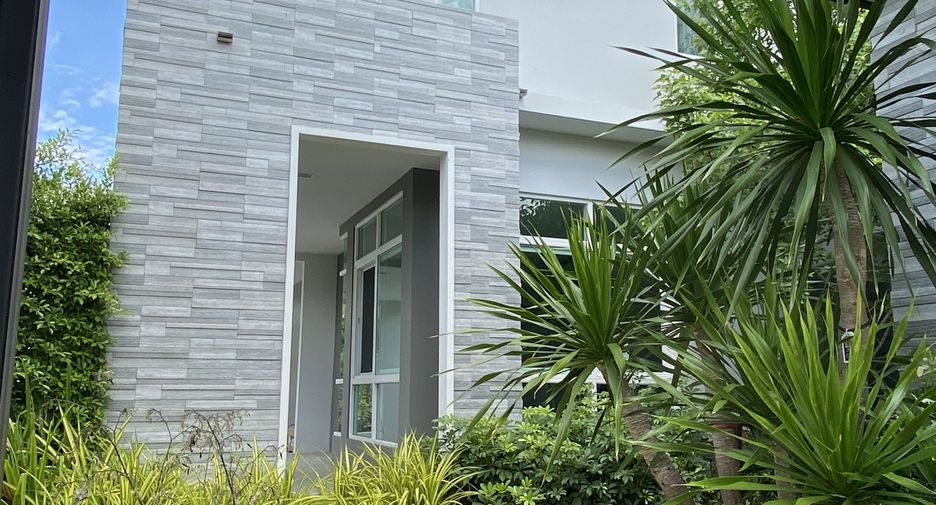 Casa en alquiler de 5 habitaciones en Mueang Chiang Mai, Chiang Mai