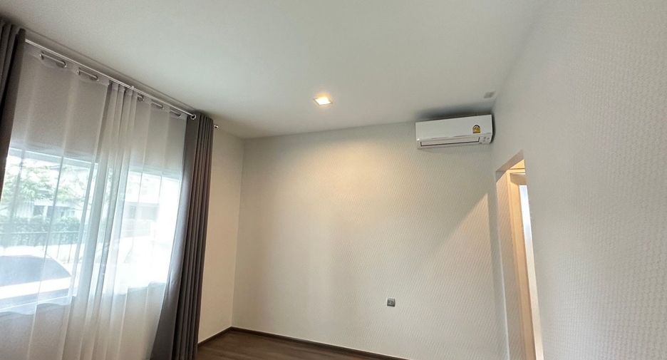 Casa en alquiler de 5 habitaciones en Mueang Chiang Mai, Chiang Mai
