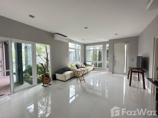 For rent 5 bedrooms house in Mueang Chiang Mai, Chiang Mai