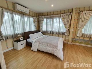 For rent 4 bedrooms villa in Saraphi, Chiang Mai