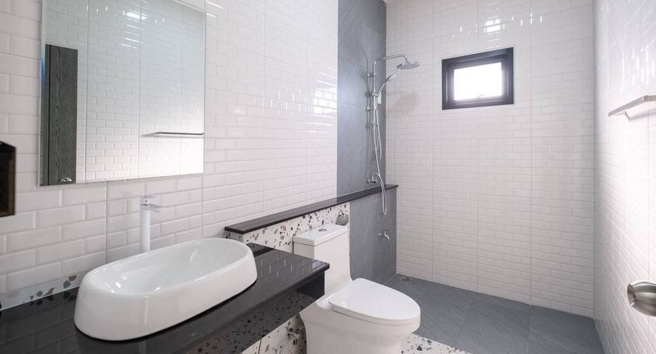 For sale 2 bedrooms house in San Kamphaeng, Chiang Mai