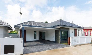 For sale 2 bedrooms house in San Kamphaeng, Chiang Mai